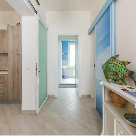 Isola Beddra Apartment *